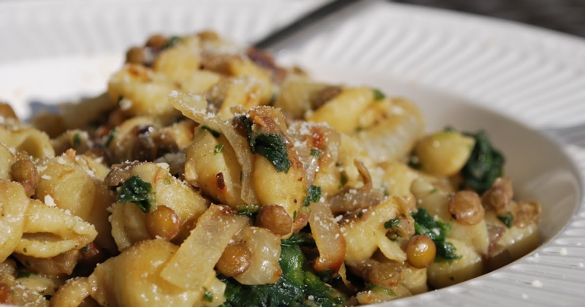 Joseph's Grainery Pasta with Lentils, Onions & Spinach
